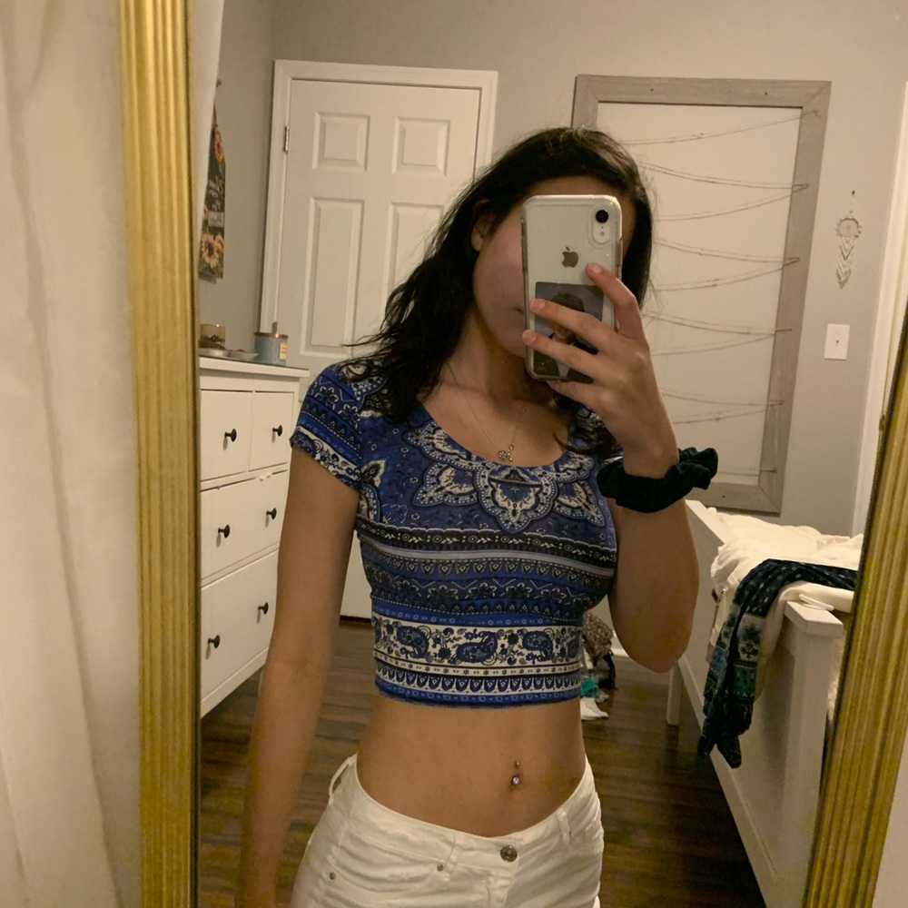 Crop top from garage